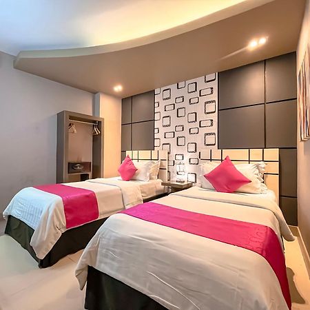 Eloisa Royal Suites Lapu-Lapu City Kültér fotó