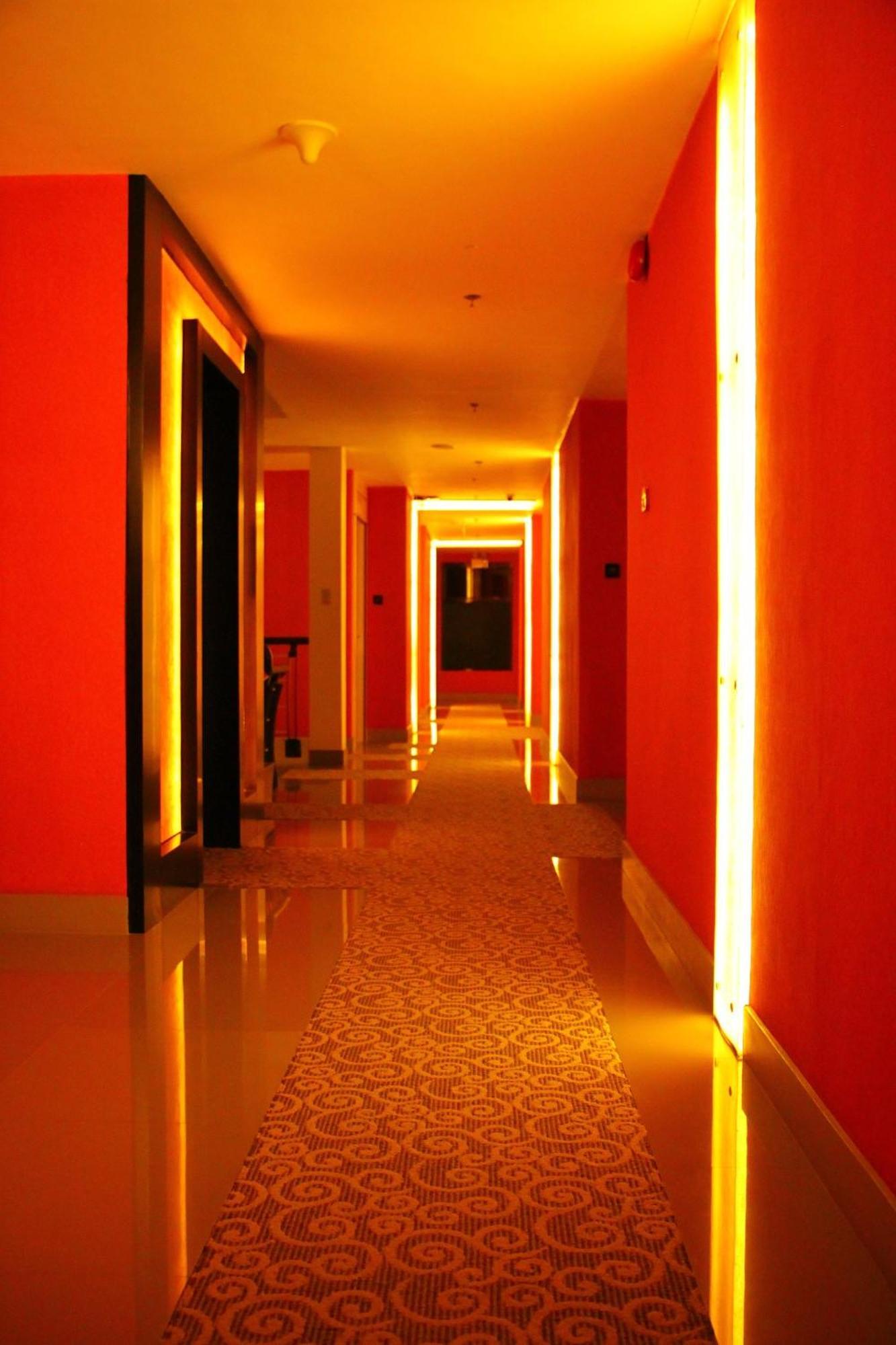 Eloisa Royal Suites Lapu-Lapu City Kültér fotó