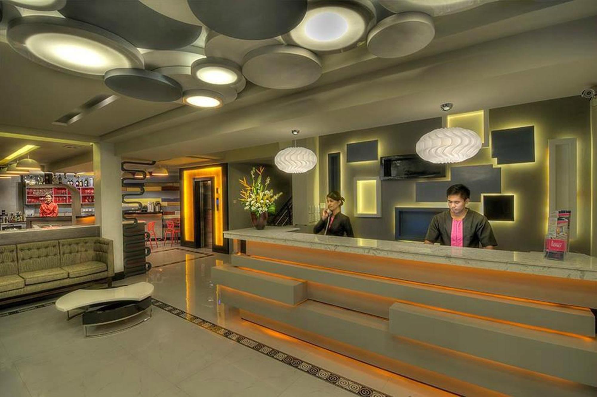 Eloisa Royal Suites Lapu-Lapu City Kültér fotó
