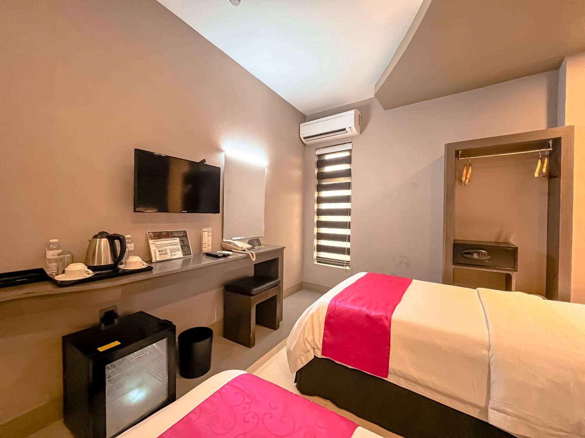 Eloisa Royal Suites Lapu-Lapu City Kültér fotó