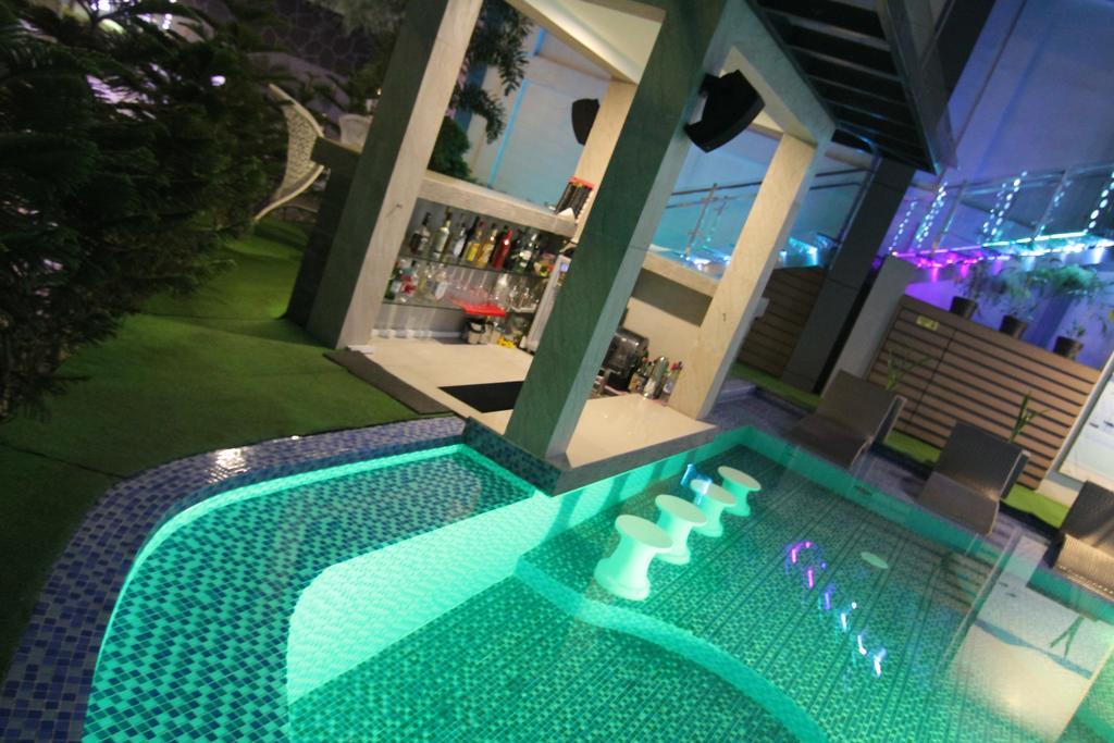 Eloisa Royal Suites Lapu-Lapu City Kültér fotó