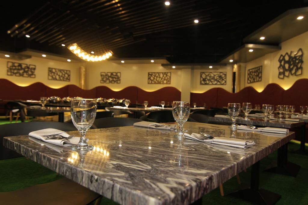 Eloisa Royal Suites Lapu-Lapu City Kültér fotó