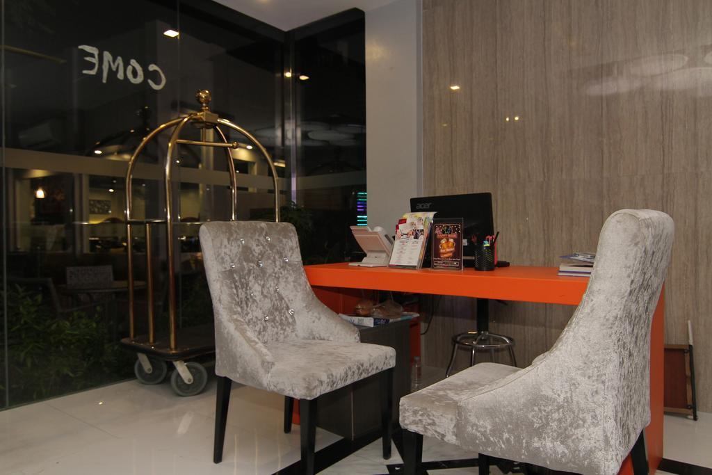 Eloisa Royal Suites Lapu-Lapu City Kültér fotó